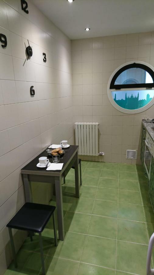 Dean Dos Catedrales Apartment Zaragoza Bagian luar foto