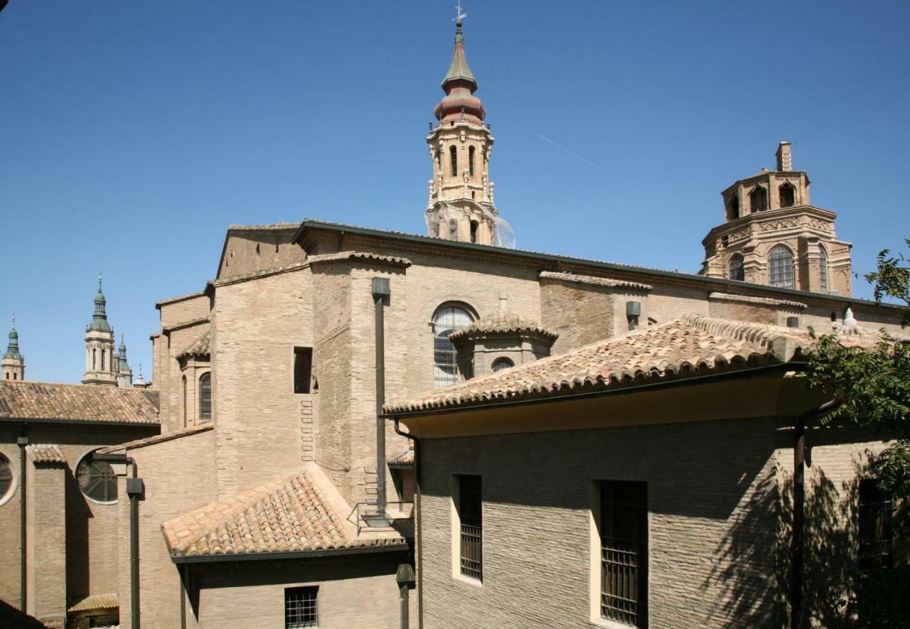 Dean Dos Catedrales Apartment Zaragoza Bagian luar foto