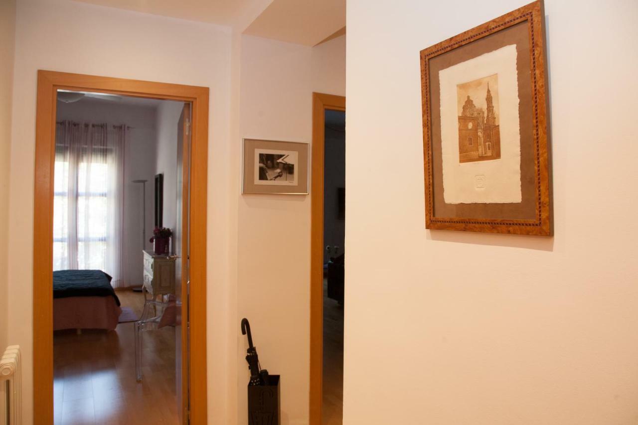 Dean Dos Catedrales Apartment Zaragoza Bagian luar foto